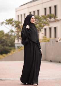 Yara Dress in Black