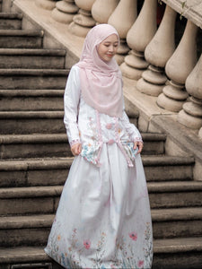 Melora Kebaya in Beige