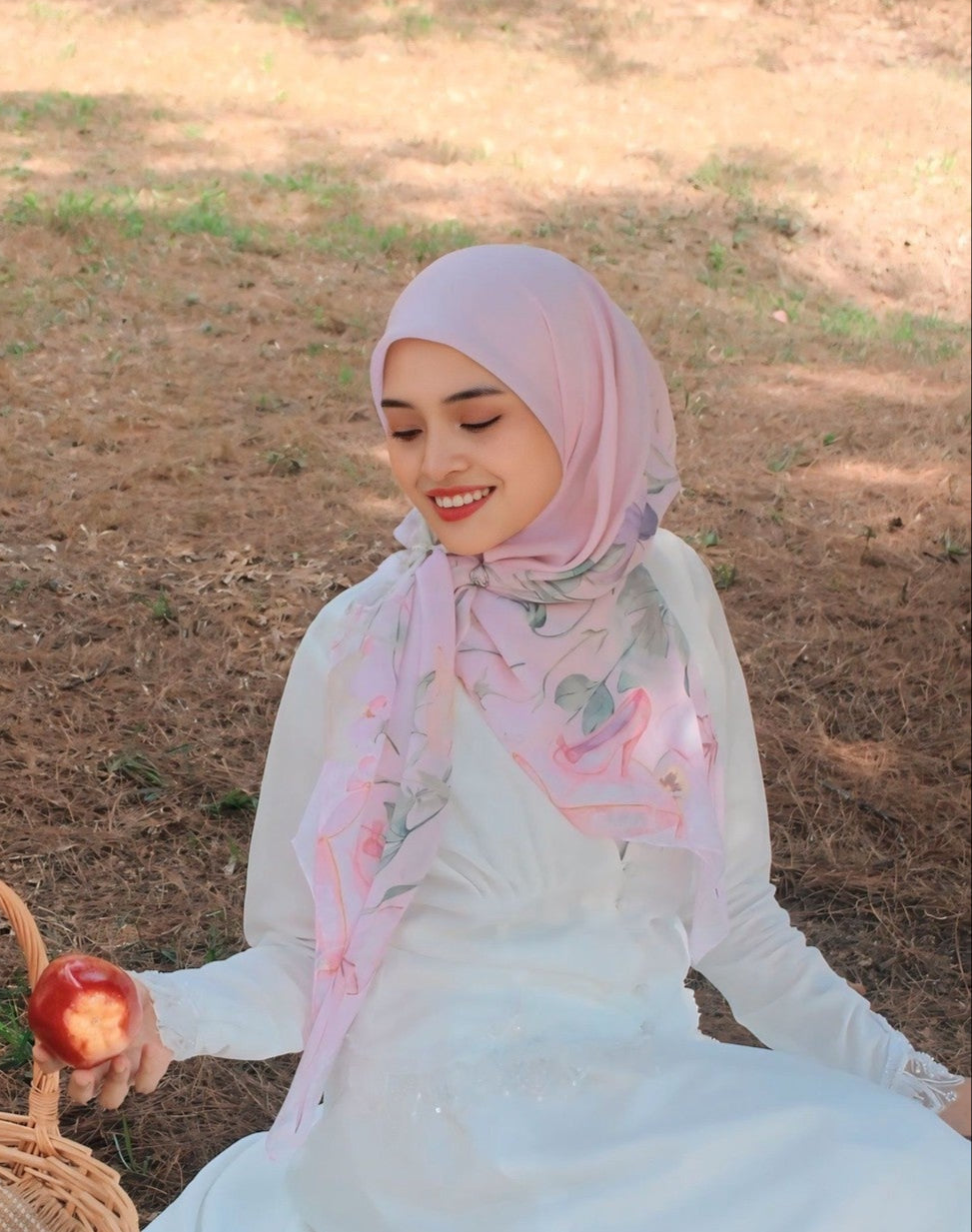 Fairytale Square Scarf in Softpink