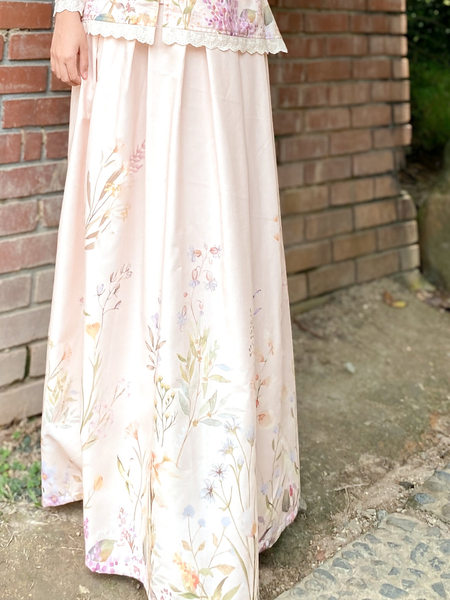 Lunara Skirt in Beige