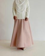 Load image into Gallery viewer, Khloe Plain Skirt 2.0 in Latte
