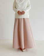 Load image into Gallery viewer, Khloe Plain Skirt 2.0 in Latte
