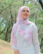 Load image into Gallery viewer, Fairytale Square Scarf in Softpink
