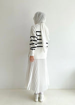 Load image into Gallery viewer, Evelyn Striped Top in Off White
