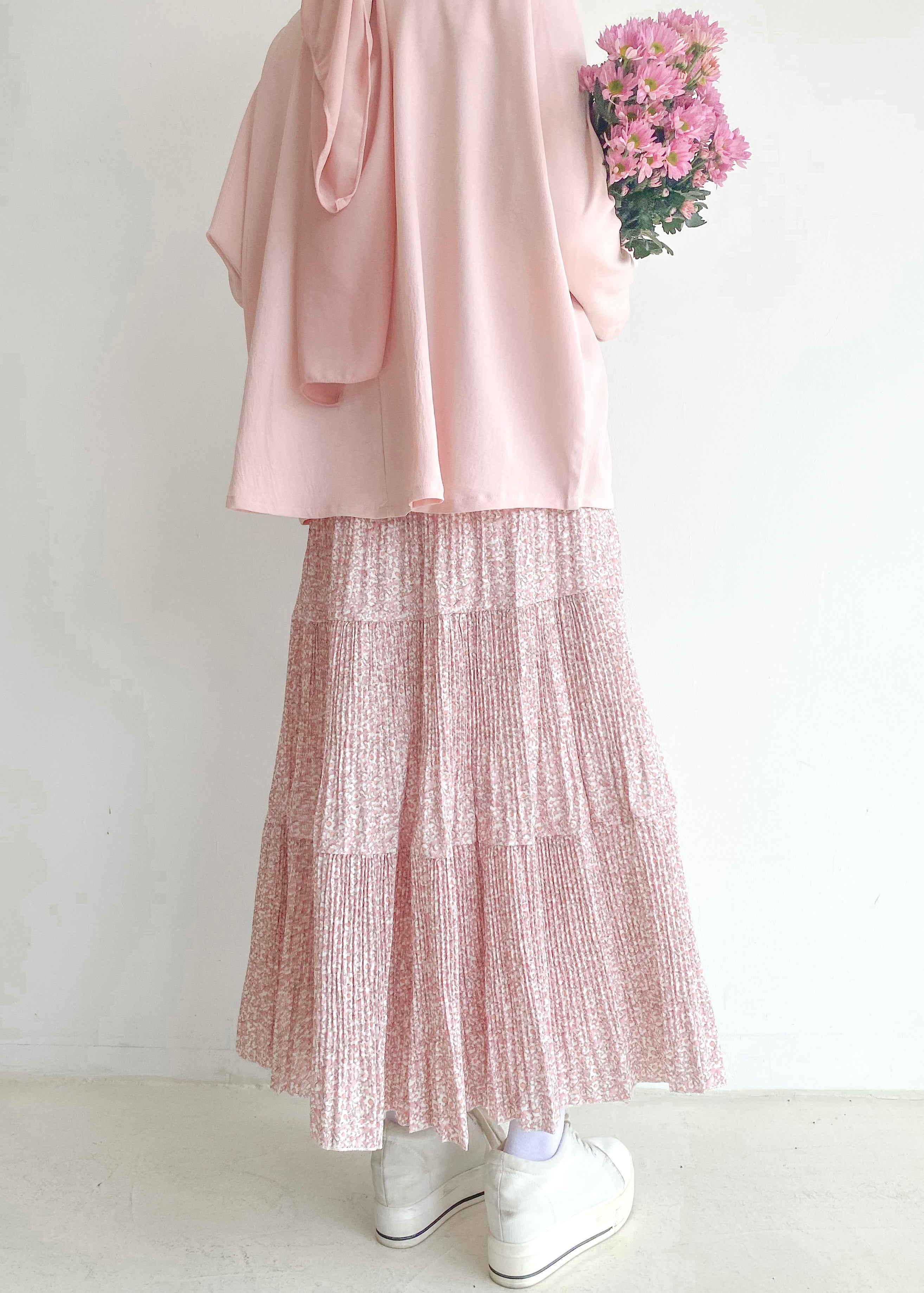 Petal Pleated Skirt in Soft Pink