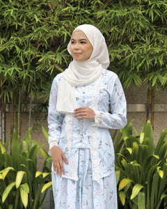 Juwita Kebaya in Biru Lili