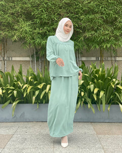 Dayang in Dusty Green