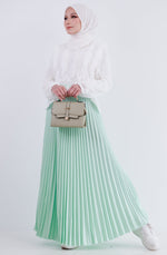 Load image into Gallery viewer, Harper Skirt in Green Apple
