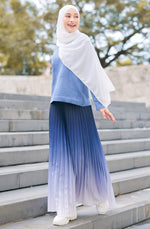 Load image into Gallery viewer, Ombré Pleats Skirt in Bluesilk
