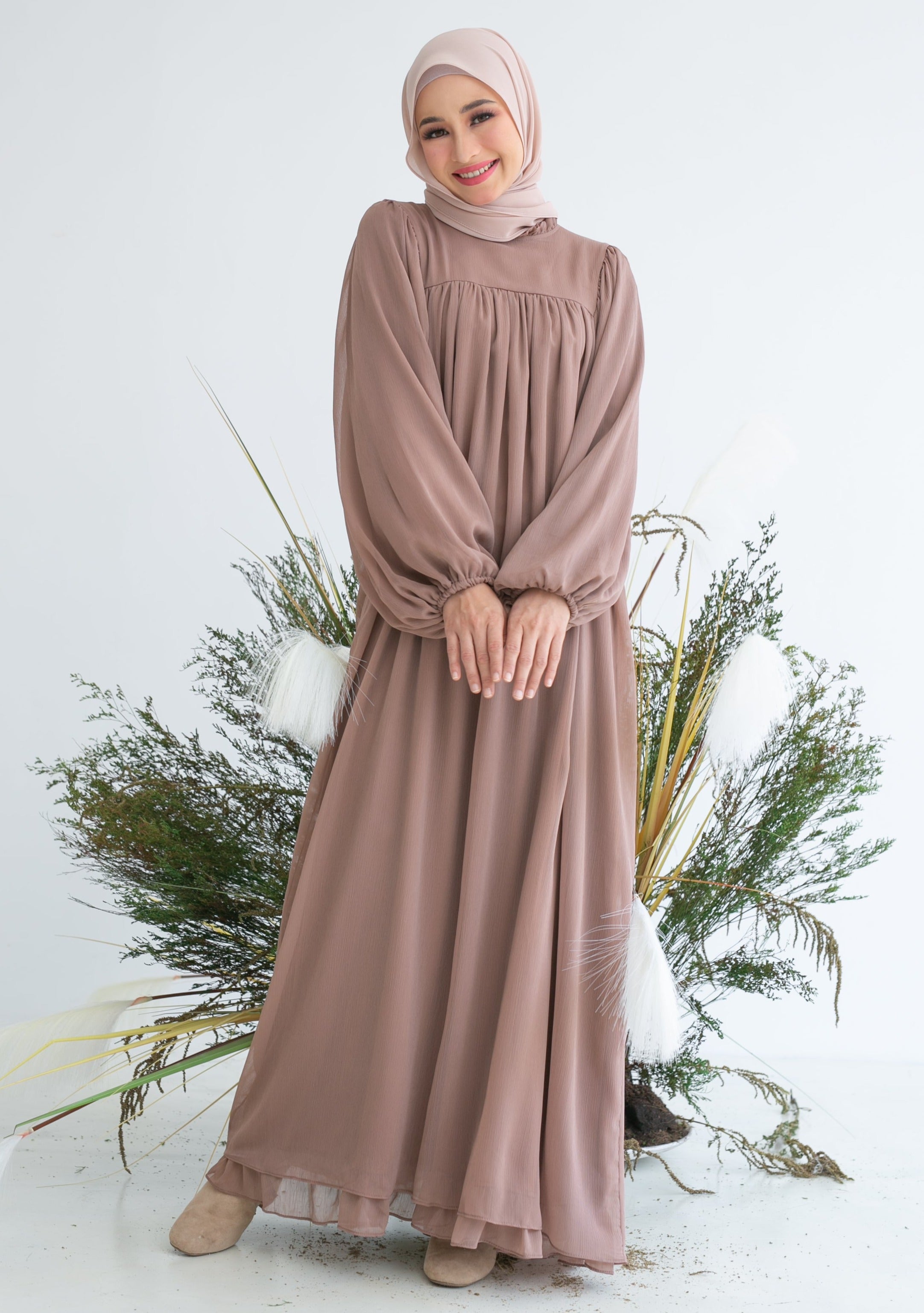 Victoria Long Dress in Mocha