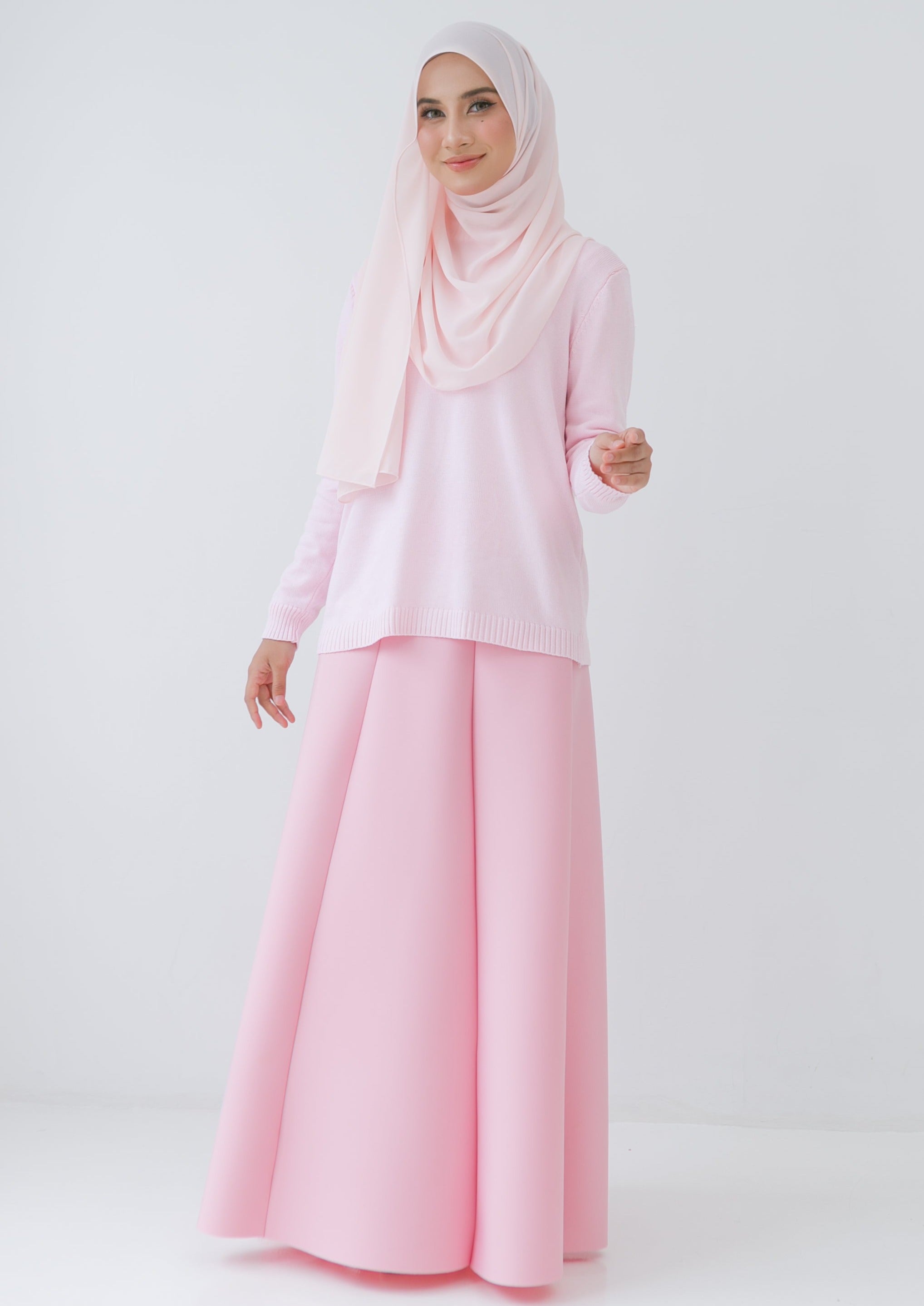 Khloe Plain Skirt in Pink