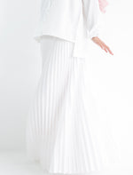 Load image into Gallery viewer, Harper Skirt In White
